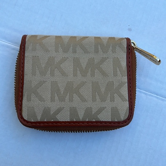 NWOT Michal Kors bifold canvas leather tan brown wallet - Picture 3 of 12